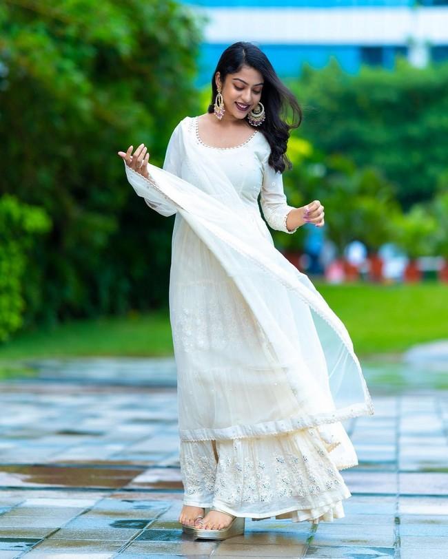 Varsha Bollamma 9