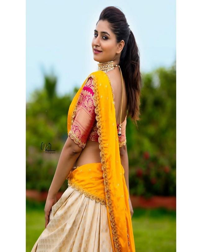 Varshini 4