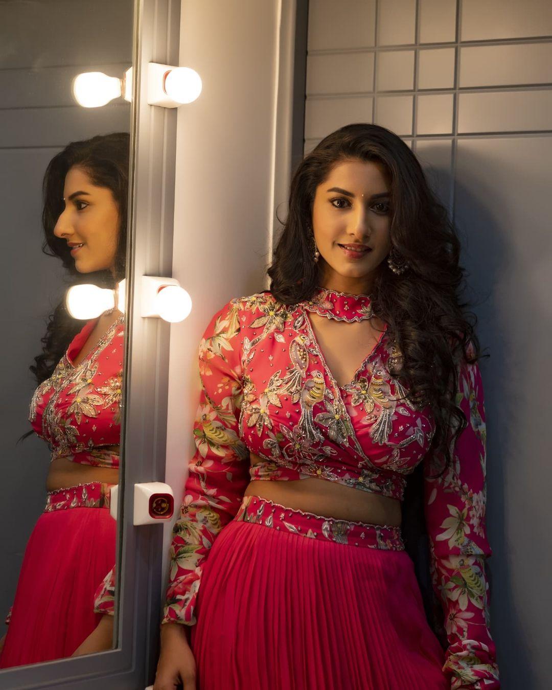 Vishnupriyaa Bhimeneni (1)