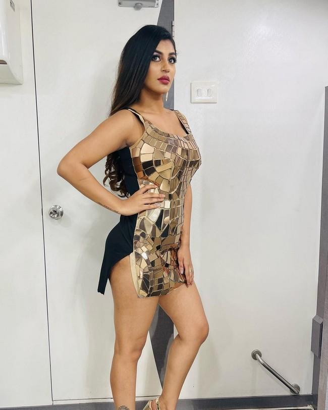 Yashika Aannand