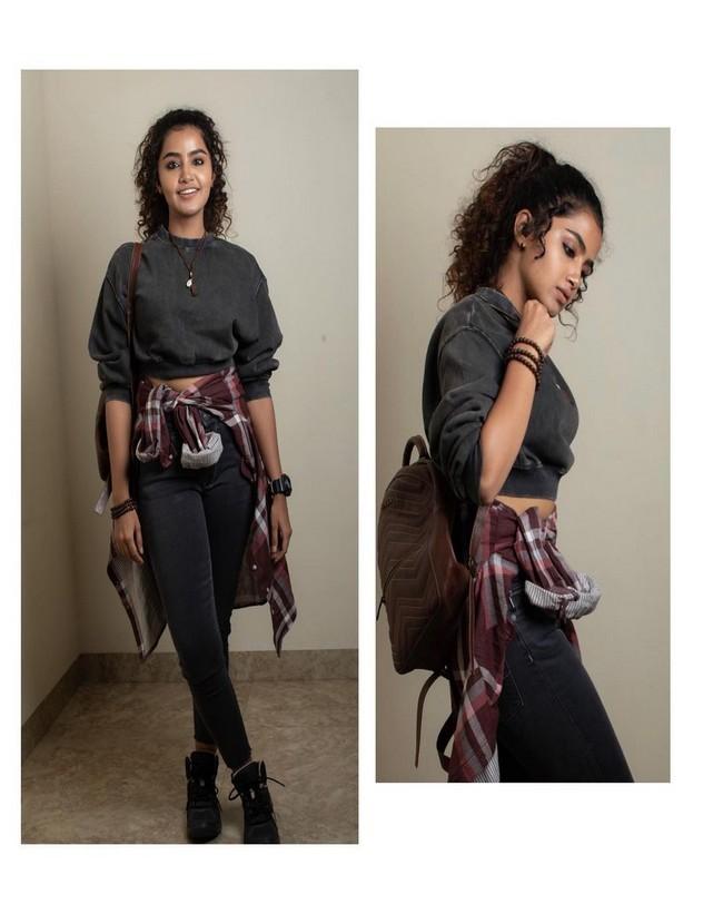 Anupama Parameswaran 12