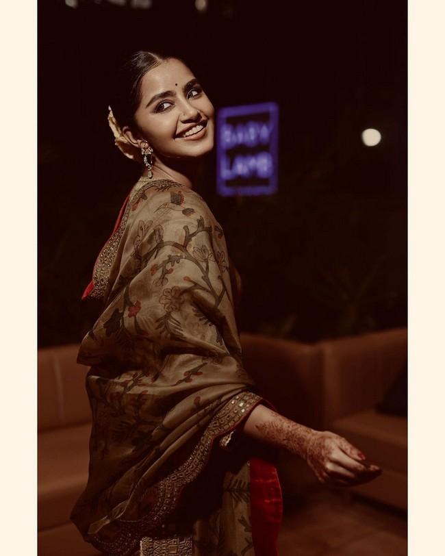 Anupama Parameswaran 3