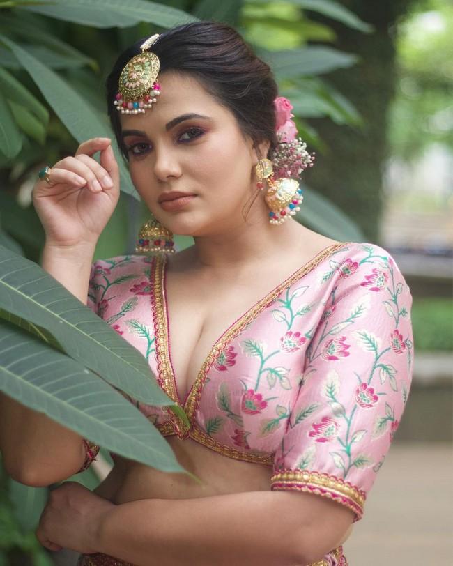 Anupma Agnihotri 4