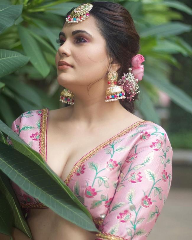 Anupma Agnihotri 9