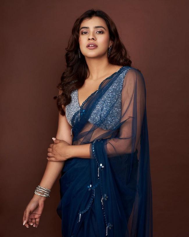 Hebah Patel 5