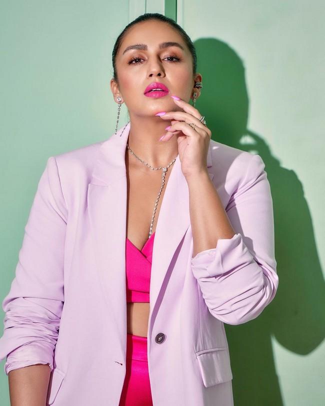 Huma Qureshi 4