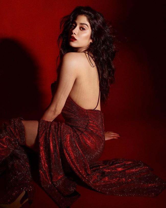 Janhvi Kapoor 10