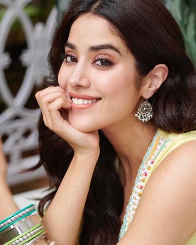 Janhvi Kapoor 12