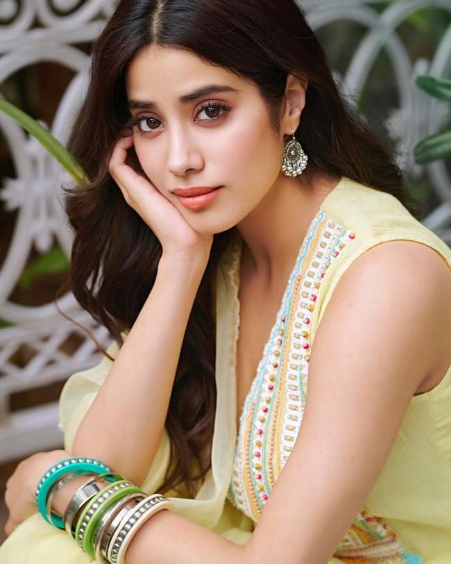 Janhvi Kapoor 13