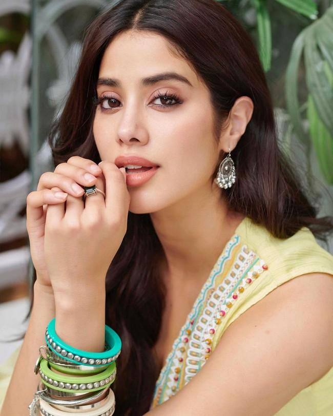 Janhvi Kapoor 14