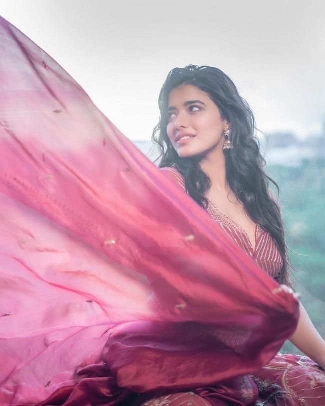 Ketika Sharma 2