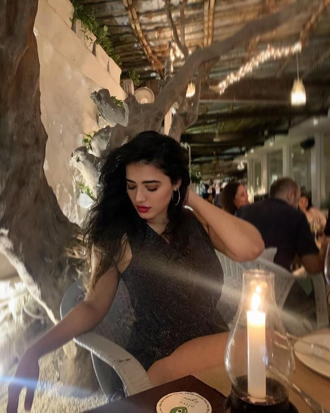 Ketika Sharma 6