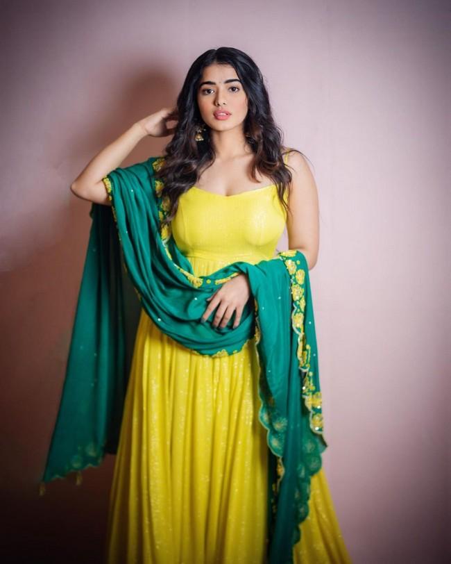 Ketika Sharma 3