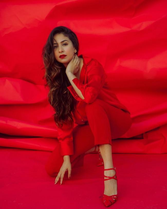 Malvika Raaj