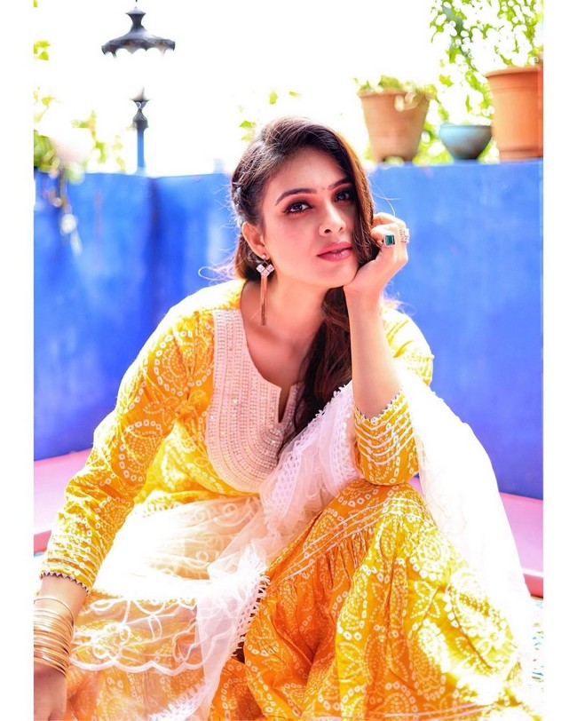 Nehhaa Malik 10