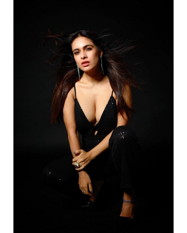 Nehhaa Malik 4