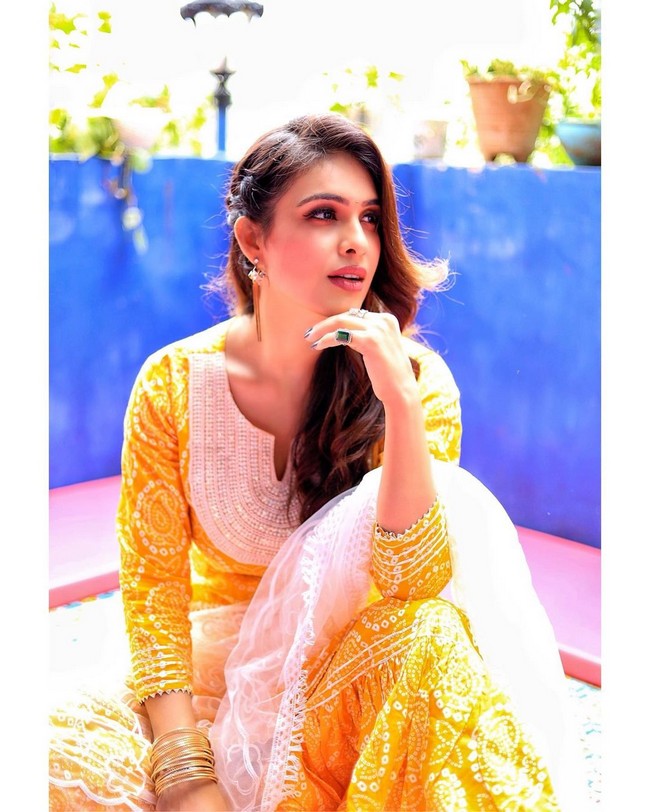 Nehhaa Malik 9
