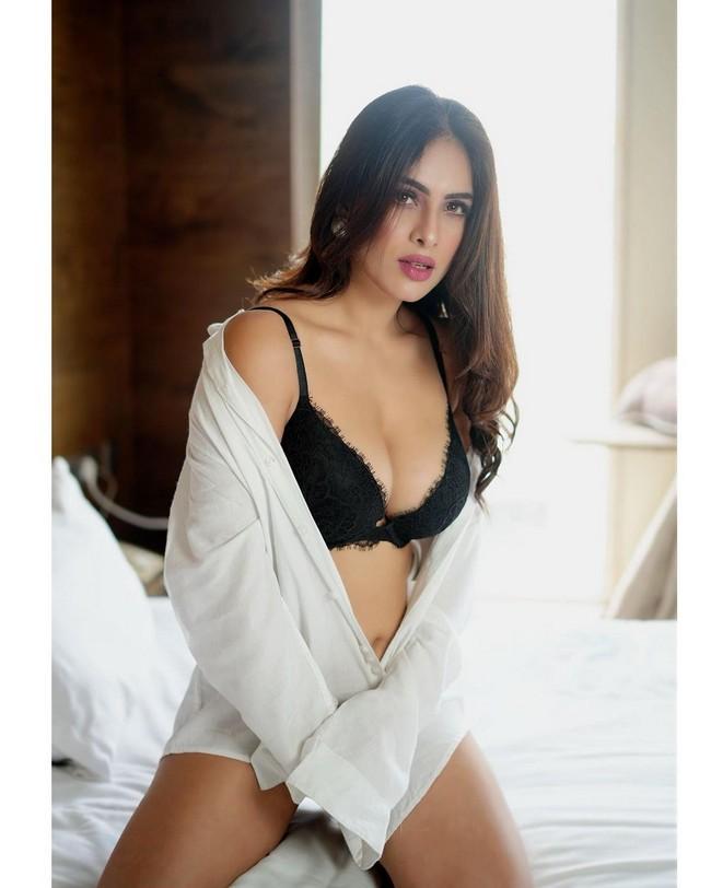 Nehhaa Malik 13
