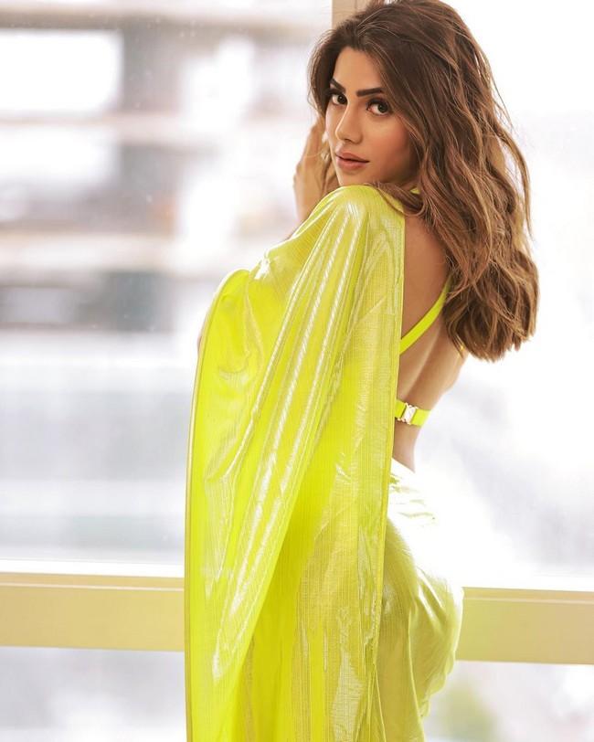 Nikki Tamboli 3