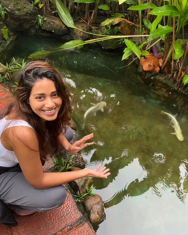 Nivetha Pethuraj 12
