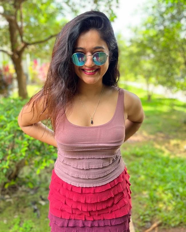 Poonam Bajwa 16