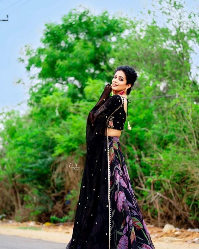 Priya Mani 5