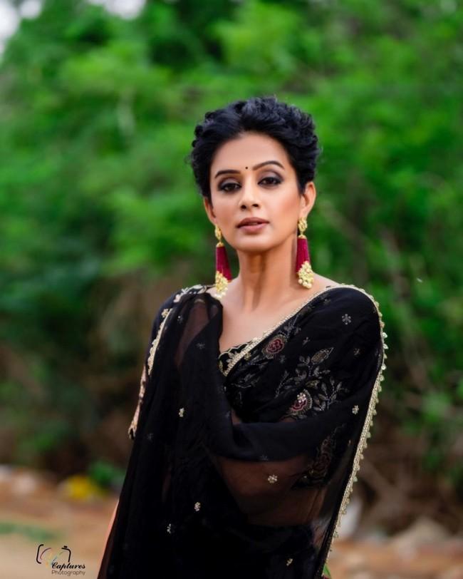 Priya Mani 7