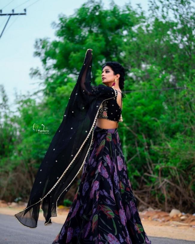 Priya Mani 8