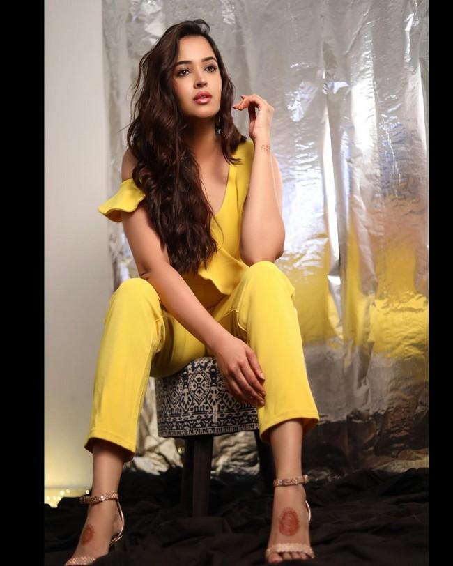 Pujita Ponnada 8