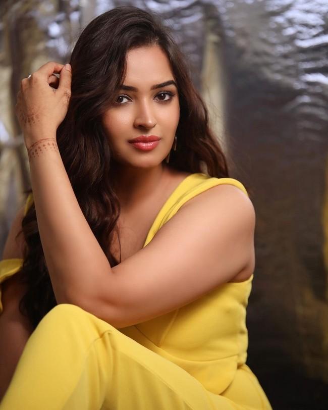 Pujita Ponnada 9