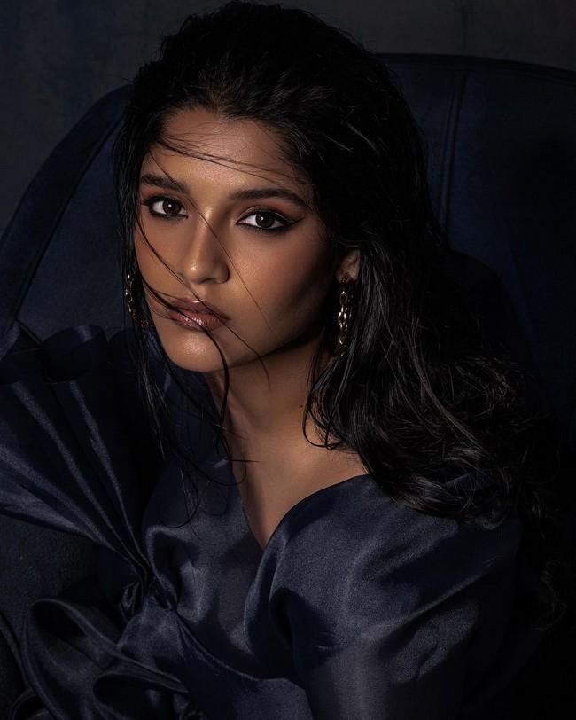 Ritika Singh 5