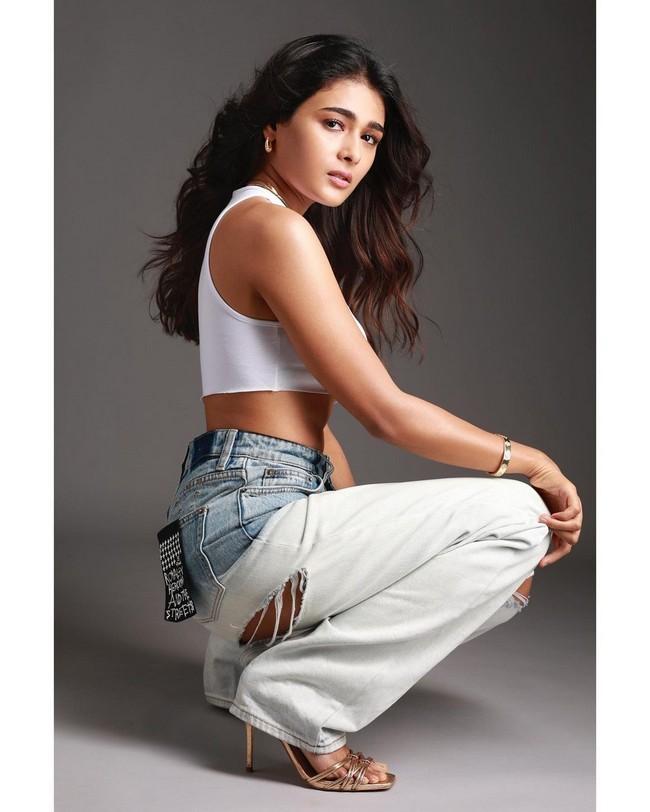 Shalini Pandey 3