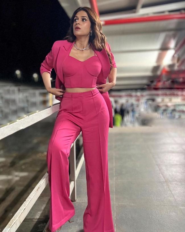 Shraddha Das 4