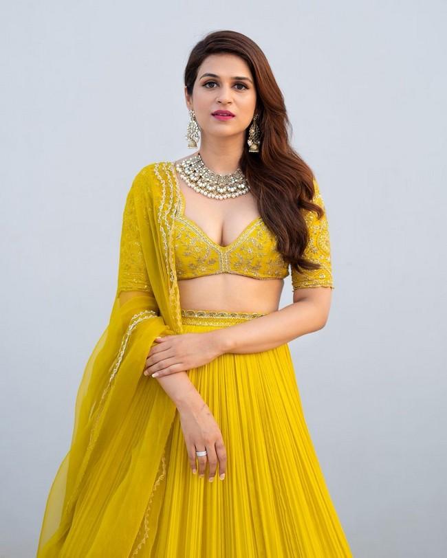 Shraddha Das 10