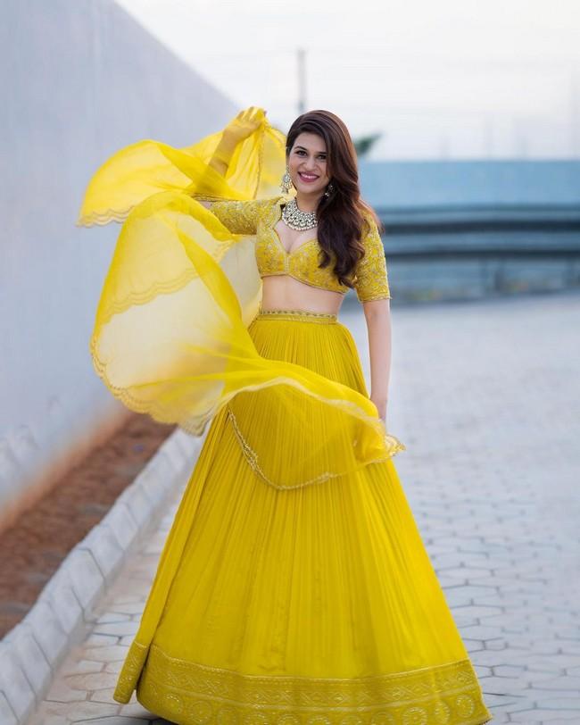 Shraddha Das 5