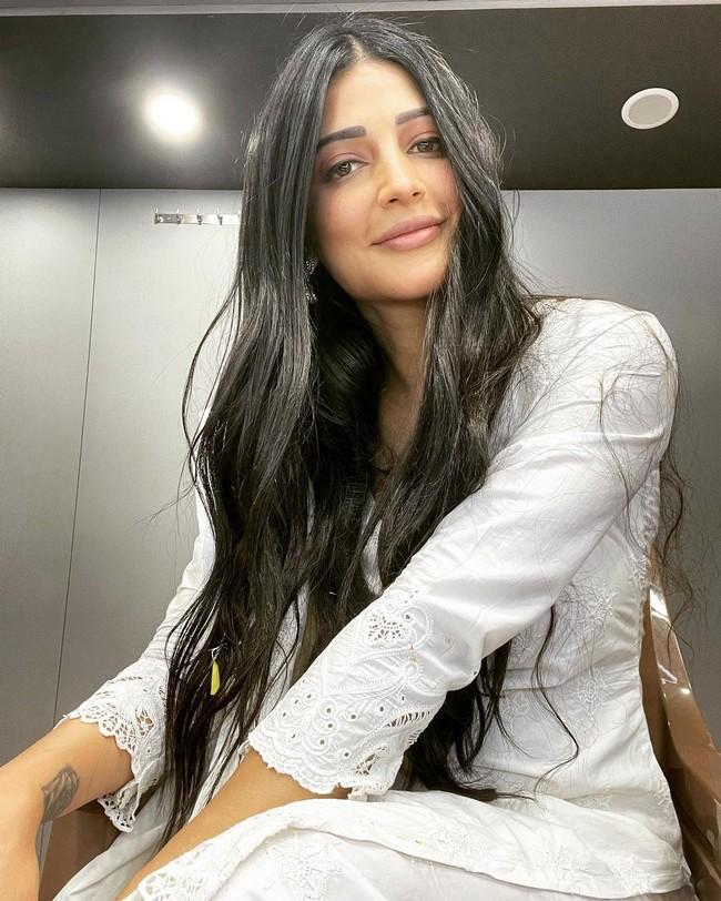 Shruti Haasan 11