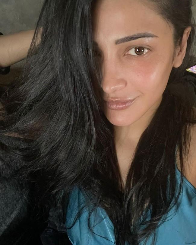 Shruti Haasan 13