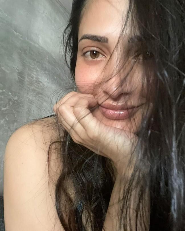 Shruti Haasan 15