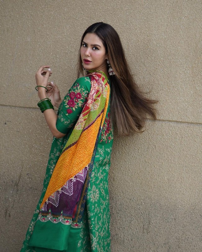 Sonam Bajwa 10