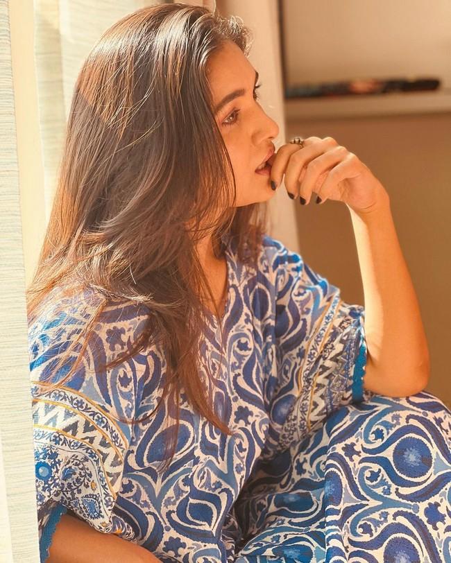 Vani Bhojan 10