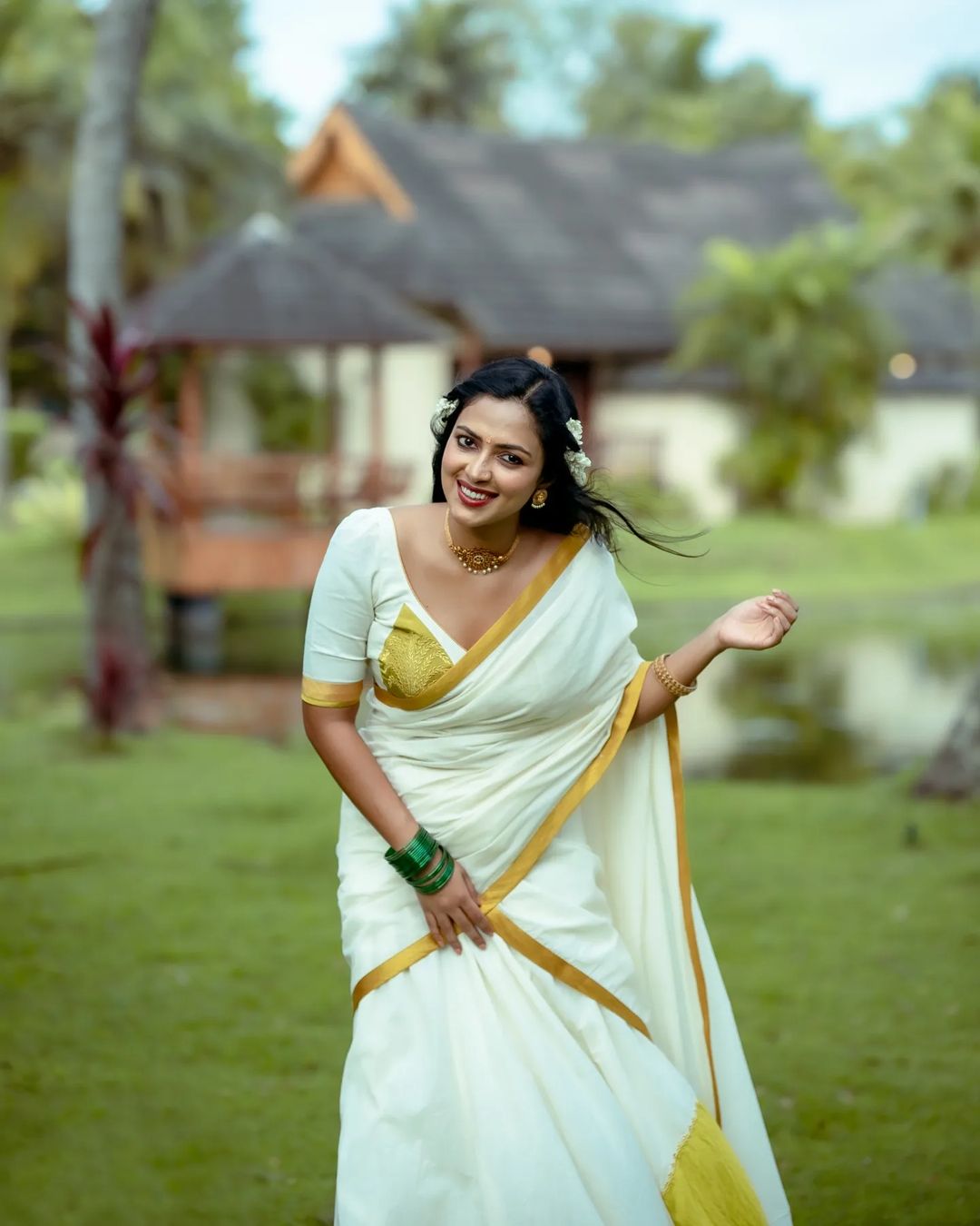 Amala Paul (14)