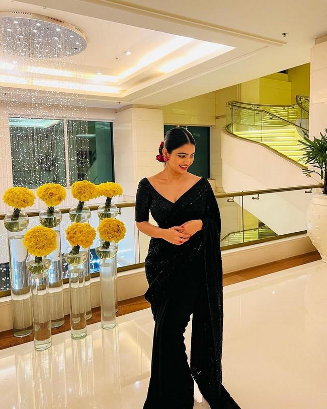 Ananya Nagalla 6