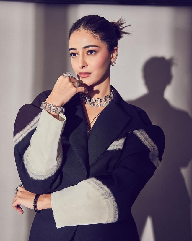 Ananya Pandey 8