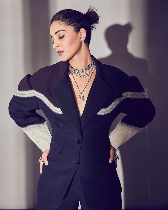 Ananya Pandey 9
