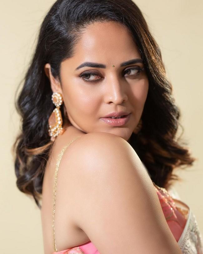 Anasuya 10