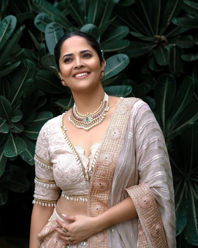 Anasuya 7