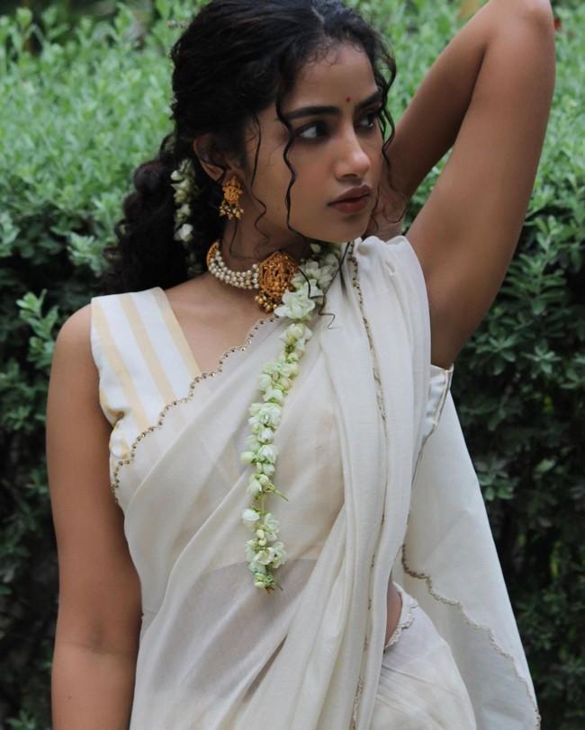 Anupama Parameswaran 6