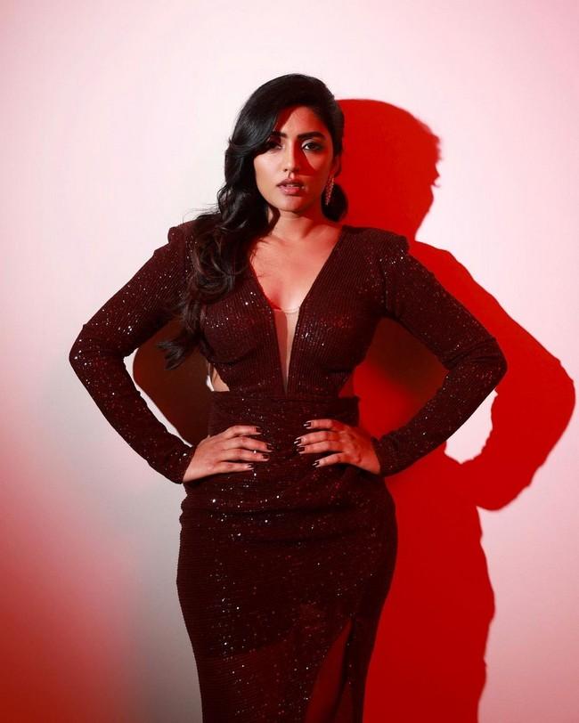 Eesha Rebba 9