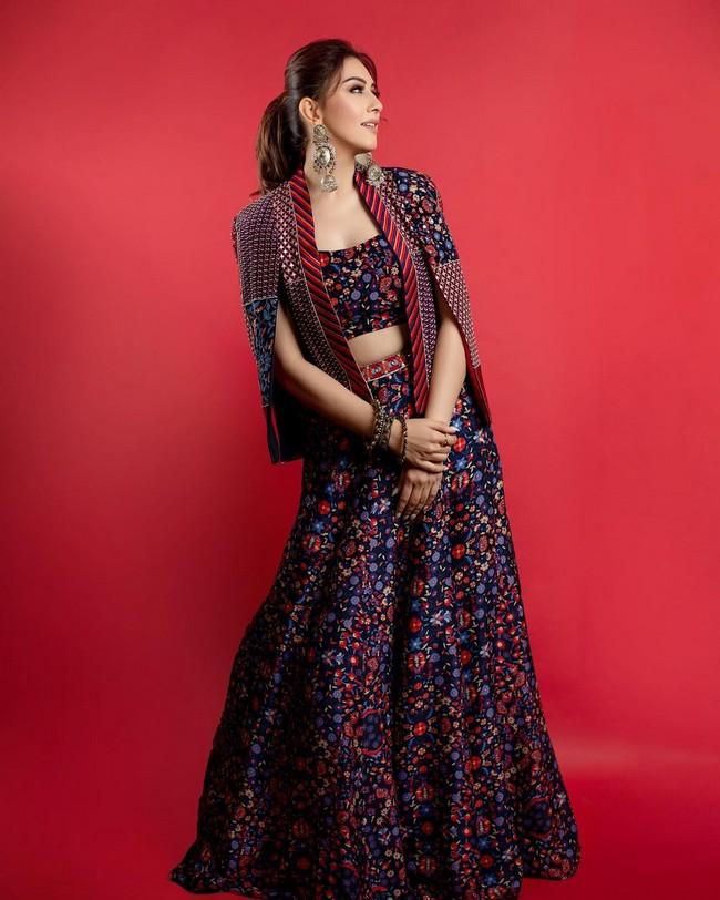 Hansika Motwani 4
