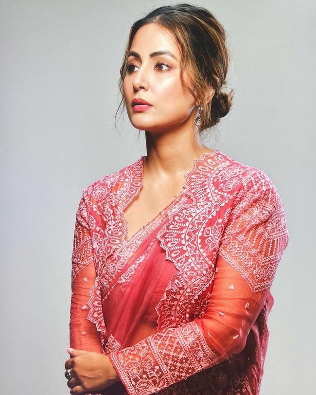 Hina Khan 2